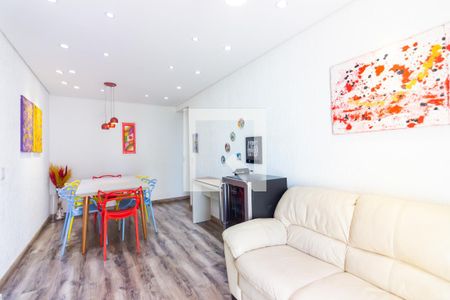 Sala  de apartamento à venda com 2 quartos, 55m² em Jardim Cirino, Osasco