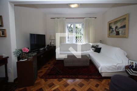 Sala de casa à venda com 5 quartos, 400m² em Sumaré, São Paulo