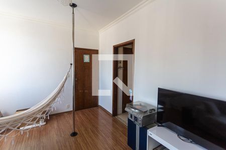 Sala de apartamento para alugar com 3 quartos, 70m² em Serra, Belo Horizonte