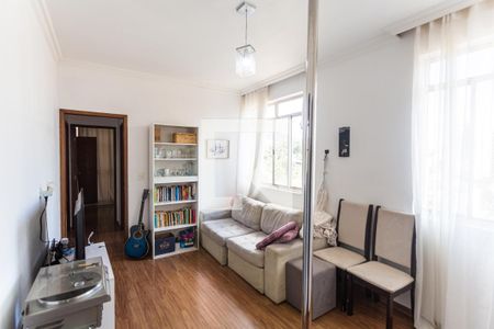 Sala de apartamento à venda com 3 quartos, 70m² em Serra, Belo Horizonte