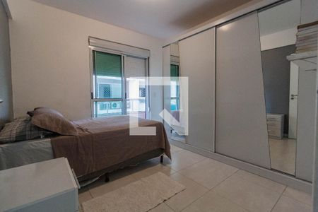 Quarto 1 de apartamento para alugar com 2 quartos, 72m² em Barreiros, São José