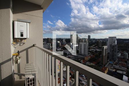 Studio - Varanda de kitnet/studio para alugar com 1 quarto, 27m² em Pinheiros, São Paulo