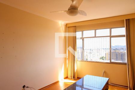 Sala de apartamento para alugar com 2 quartos, 50m² em Lins de Vasconcelos, Rio de Janeiro