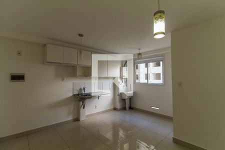 Apartamento para alugar com 32m², 1 quarto e sem vagaSala/Cozinha