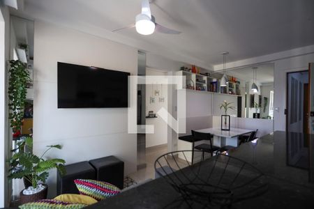 Sala  de apartamento para alugar com 2 quartos, 66m² em Jardim Marilu, Cotia