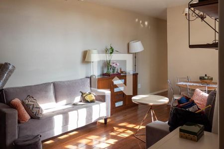 Sala de apartamento para alugar com 2 quartos, 140m² em São João, Porto Alegre