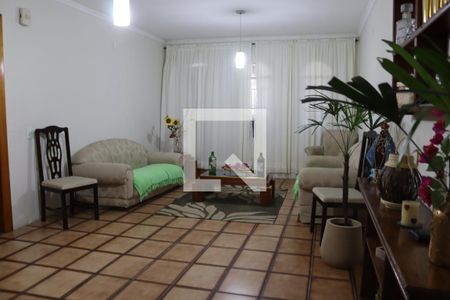 Sala de casa à venda com 4 quartos, 300m² em Jardim Vila Galvão, Guarulhos