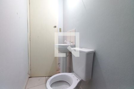 Banheiro de casa para alugar com 2 quartos, 55m² em Jardim Andorinhas, Campinas