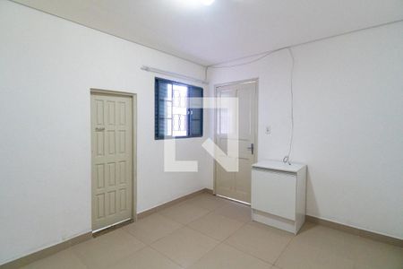 Suite de casa para alugar com 1 quarto, 35m² em Jardim Oriental, São Paulo