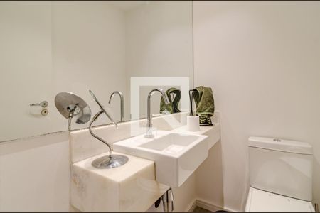 Lavabo de apartamento para alugar com 3 quartos, 92m² em Pinheiros, São Paulo