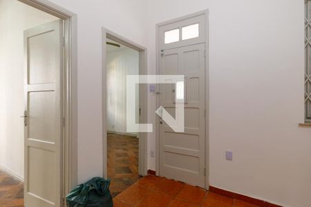 Entrada de casa para alugar com 2 quartos, 89m² em Vila Isabel, Rio de Janeiro