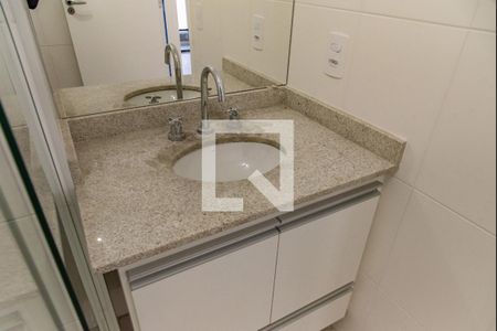 Banheiro de kitnet/studio para alugar com 1 quarto, 22m² em Vila Mariana, São Paulo