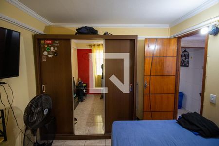 Quarto 1 de apartamento à venda com 2 quartos, 42m² em Itaquera, São Paulo