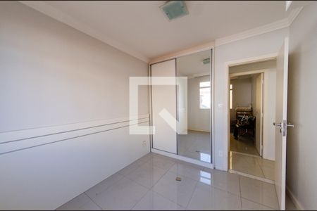 Quarto 2 de apartamento à venda com 3 quartos, 70m² em Vila Ermelinda, Belo Horizonte