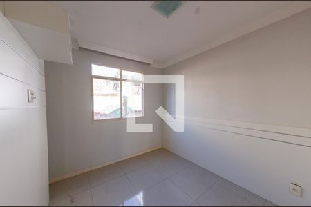 Quarto 2 de apartamento à venda com 3 quartos, 70m² em Vila Ermelinda, Belo Horizonte