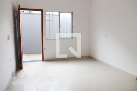 Sala e Cozinha de casa de condomínio à venda com 2 quartos, 50m² em Parque Edu Chaves, São Paulo