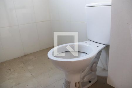 Casa de condomínio à venda com 50m², 2 quartos e 1 vaga Casa de condomínio à venda com 50m², 2 quartos e 1 vagaBanheiro