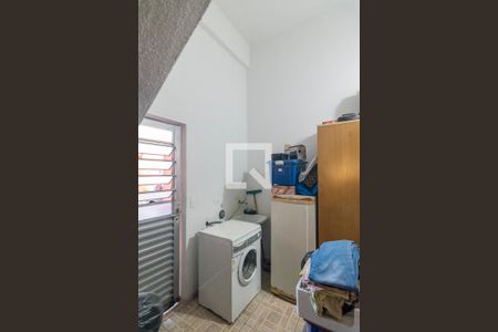 Casa de condomínio à venda com 140m², 3 quartos e 2 vagas Casa de condomínio à venda com 140m², 3 quartos e 2 vagasQuarto de Serviço