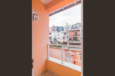 Casa de condomínio à venda com 140m², 3 quartos e 2 vagas Casa de condomínio à venda com 140m², 3 quartos e 2 vagasVaranda da Suite