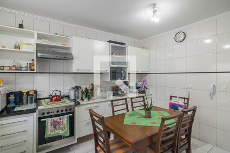 Casa de condomínio à venda com 140m², 3 quartos e 2 vagas Casa de condomínio à venda com 140m², 3 quartos e 2 vagasCozinha