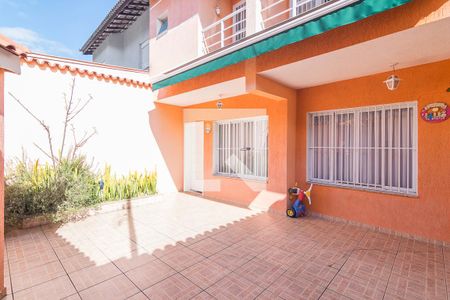 Casa de condomínio à venda com 140m², 3 quartos e 2 vagas Casa de condomínio à venda com 140m², 3 quartos e 2 vagasQuintal