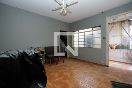 Sala de casa à venda com 3 quartos, 100m² em Chora Menino, São Paulo