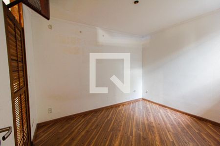 Quarto 2 de casa à venda com 3 quartos, 200m² em Jardim Paraiso, Santo André