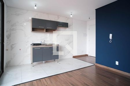 Sala/Cozinha de apartamento para alugar com 2 quartos, 44m² em Vila Nova Savoia, São Paulo