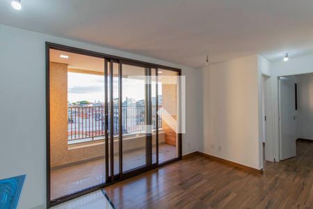 Sala e Cozinha Integrada  de apartamento para alugar com 2 quartos, 44m² em Vila Nova Savoia, São Paulo