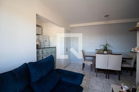 Sala de apartamento para alugar com 2 quartos, 48m² em Vila Carmosina, São Paulo