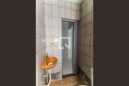 Banheiro de casa para alugar com 1 quarto, 24m² em Parque Sao Francisco, Ferraz de Vasconcelos