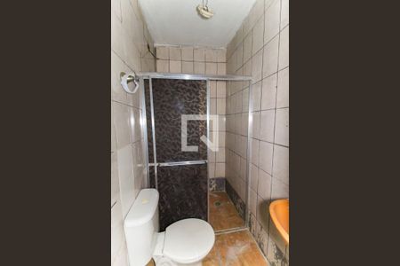 Banheiro de casa para alugar com 1 quarto, 24m² em Parque Sao Francisco, Ferraz de Vasconcelos