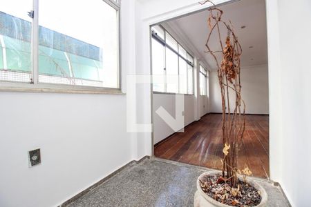 Sacada de apartamento à venda com 4 quartos, 146m² em Sion, Belo Horizonte