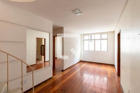 Sala de apartamento à venda com 3 quartos, 140m² em Carlos Prates, Belo Horizonte