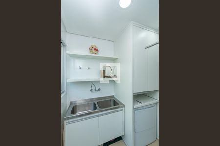 Casa de condomínio à venda com 338m², 3 quartos e 5 vagas Casa de condomínio à venda com 338m², 3 quartos e 5 vagasÁrea de Serviço