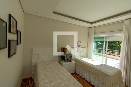 Casa de condomínio à venda com 338m², 3 quartos e 5 vagas Casa de condomínio à venda com 338m², 3 quartos e 5 vagasSuite