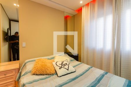 Quarto 1 de apartamento para alugar com 2 quartos, 48m² em Santa Maria, Osasco