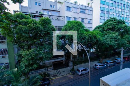 Vista da sala  de apartamento para alugar com 2 quartos, 68m² em Leblon, Rio de Janeiro