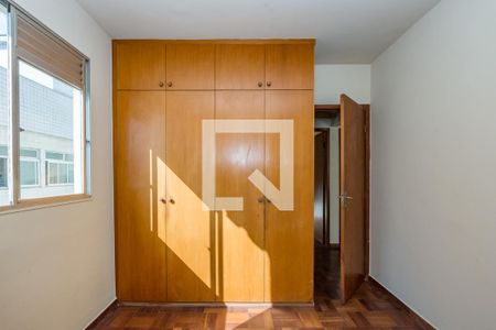 Quarto 1 de apartamento para alugar com 2 quartos, 55m² em Estoril, Belo Horizonte