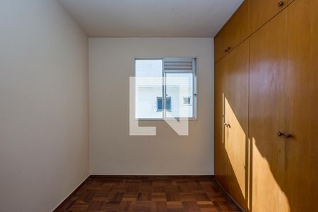 Quarto 1 de apartamento para alugar com 2 quartos, 55m² em Estoril, Belo Horizonte