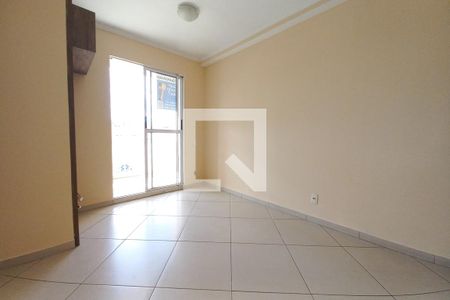 Sala de apartamento à venda com 3 quartos, 61m² em Jardim Ipaussurama, Campinas
