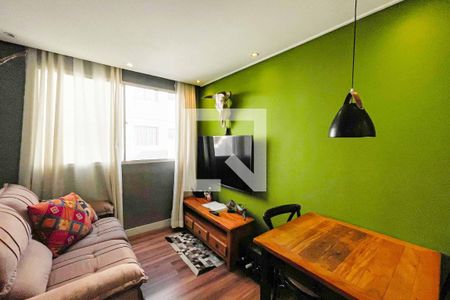 sala de apartamento para alugar com 2 quartos, 42m² em Vila Jaraguá, São Paulo
