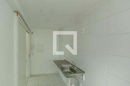 Cozinha/Área de serviço de apartamento para alugar com 2 quartos, 50m² em São José, Porto Alegre