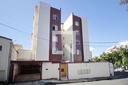 Fachada de apartamento à venda com 3 quartos, 90m² em Sagrada Família, Belo Horizonte