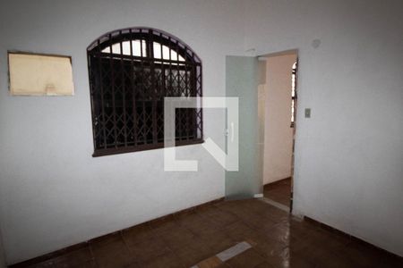 Quarto 1 de casa para alugar com 2 quartos, 60m² em Brás de Pina, Rio de Janeiro