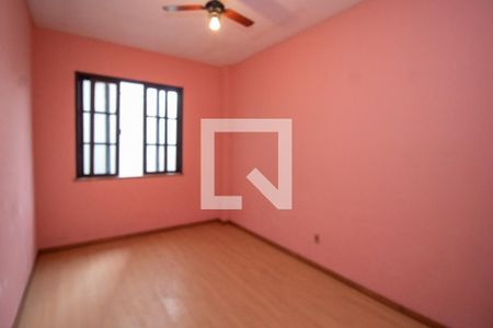 Quarto 1 de apartamento para alugar com 2 quartos, 55m² em Bonsucesso, Rio de Janeiro