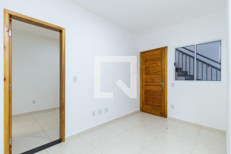 Sala de apartamento para alugar com 2 quartos, 35m² em Cidade Mãe do Céu, São Paulo