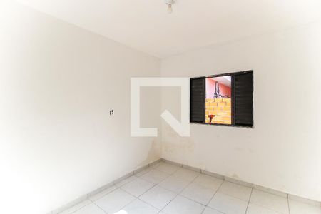 Quarto 2 de casa para alugar com 2 quartos, 180m² em Jardim Santo Antônio, São Paulo