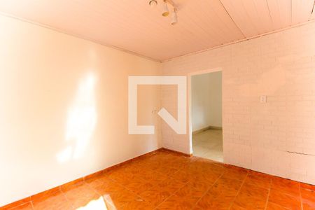 Sala de casa para alugar com 2 quartos, 180m² em Jardim Santo Antônio, São Paulo