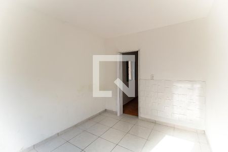 Quarto 2 de casa para alugar com 2 quartos, 180m² em Jardim Santo Antônio, São Paulo